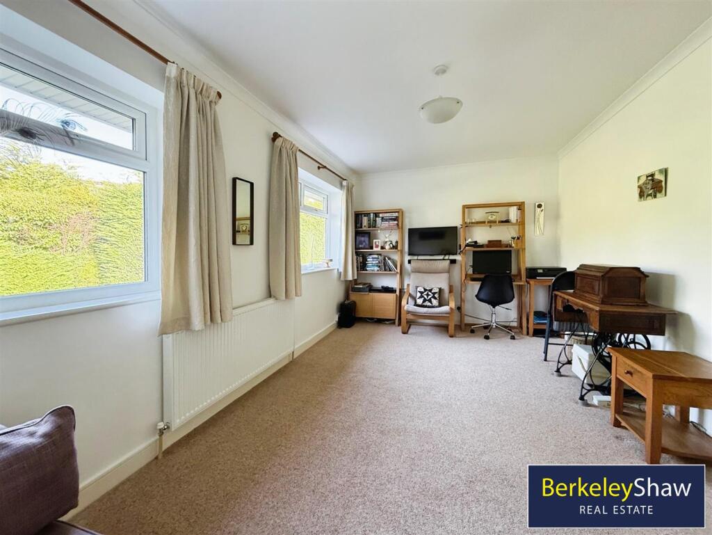 Bedroom 3/Family Room