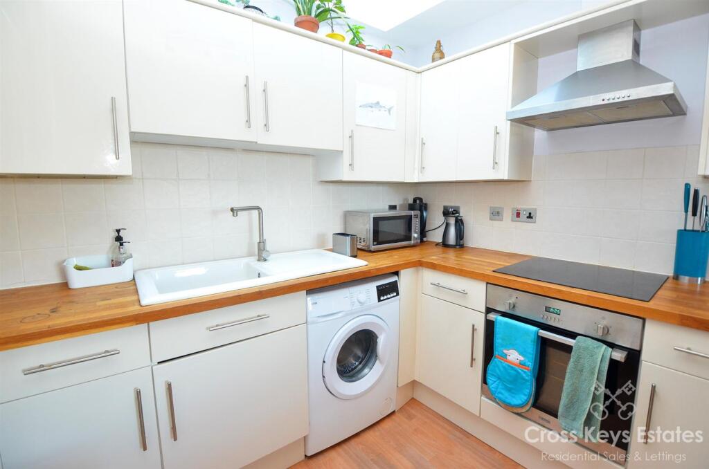 Sitting Room/Kitchen