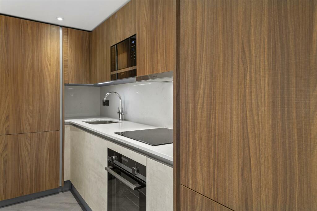 Flat 5 - 7, Sudbury Hill Close ,  - X9L37ooJwxJhVs