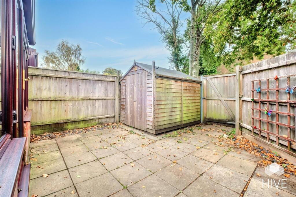 Shed and rear access