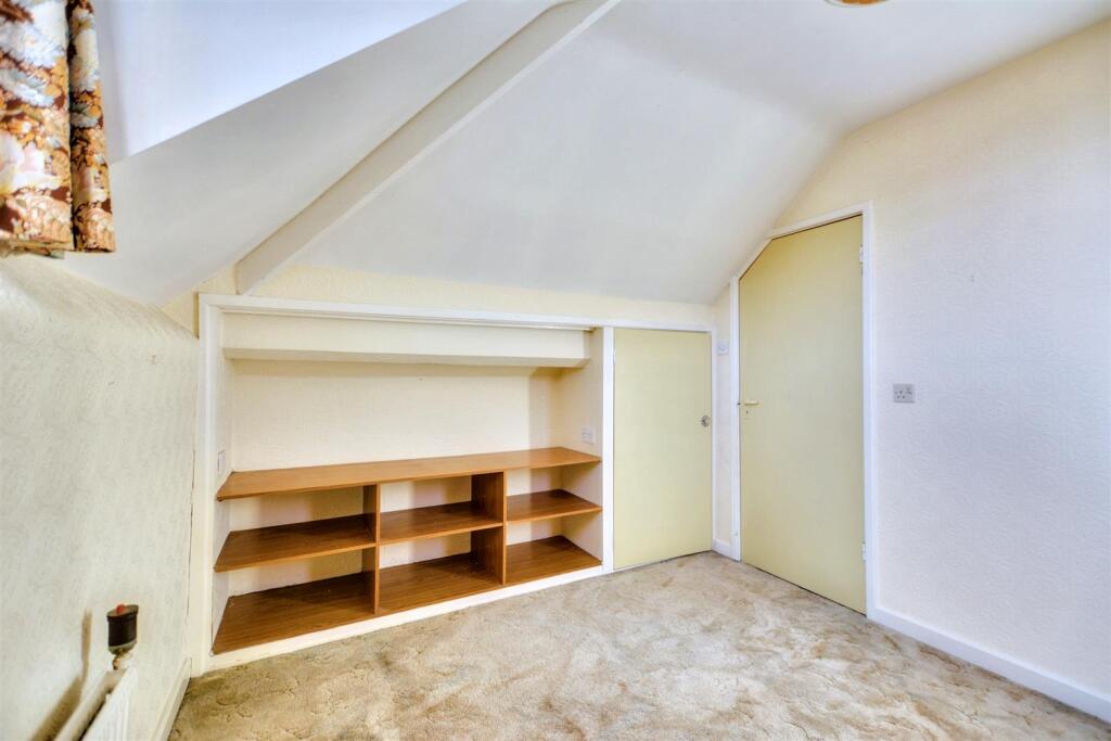 Bedroom 3_2.jpeg