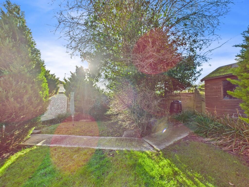 CAM01740G0-PR0346-STILL003