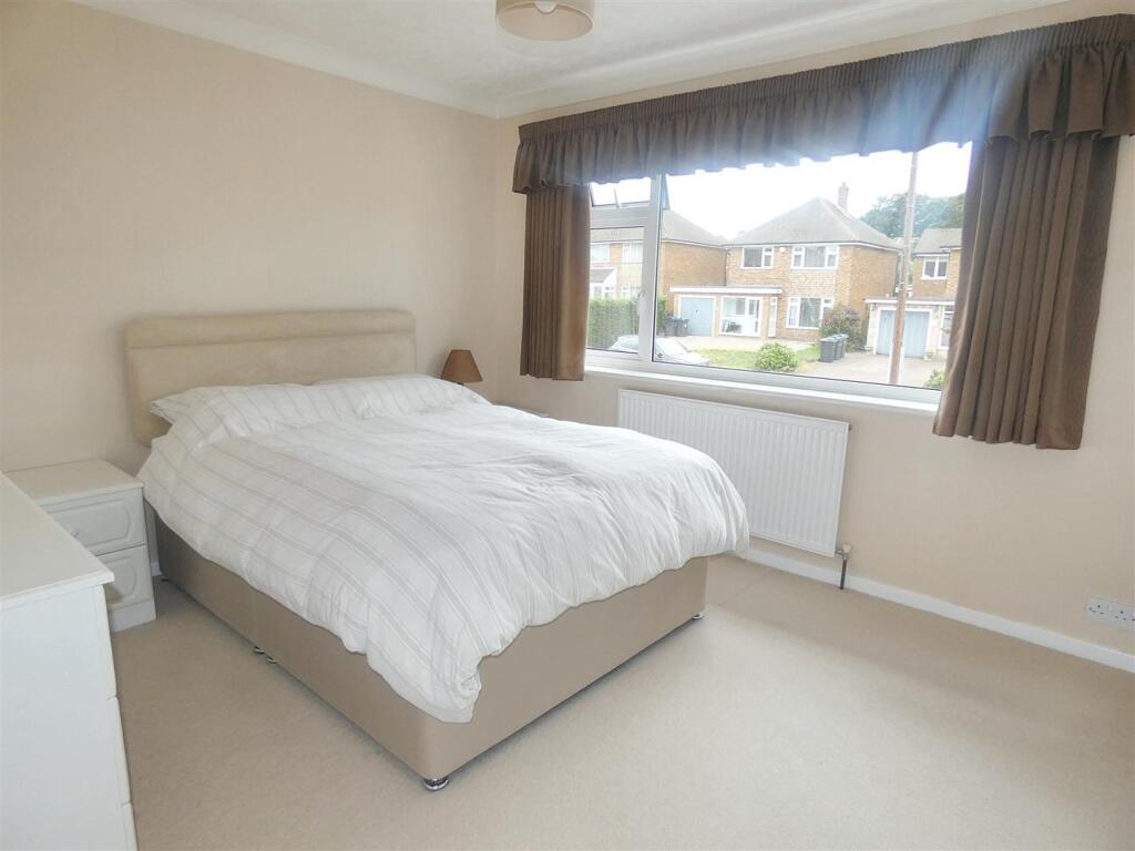 P1080738 (Large).jpg