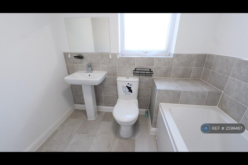 Main Bathroom