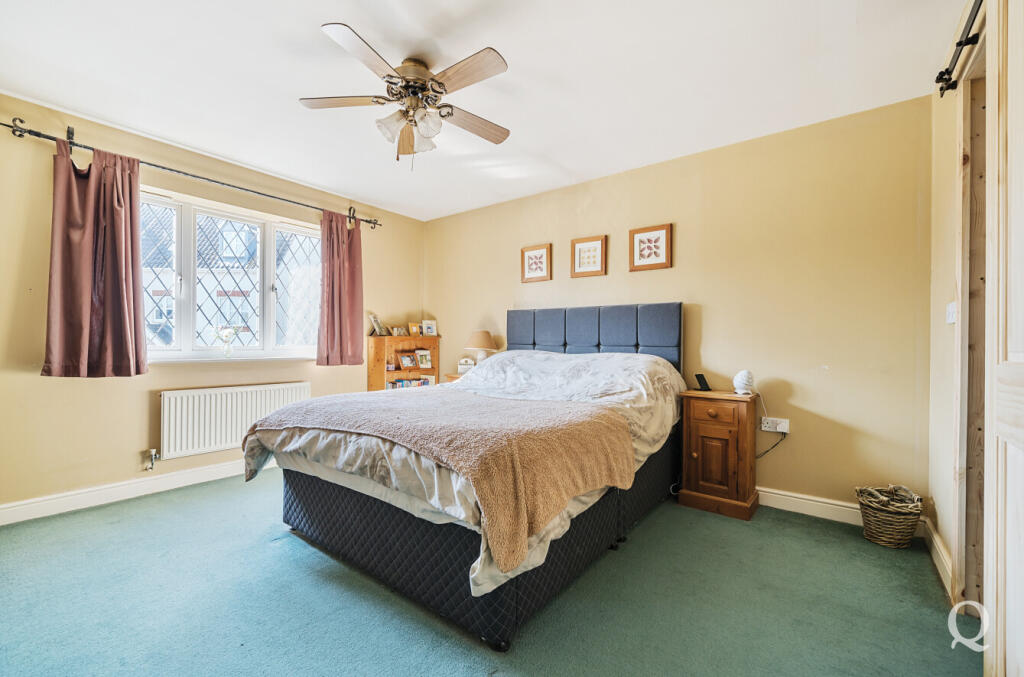 ce5e30d3-7810-4c2...