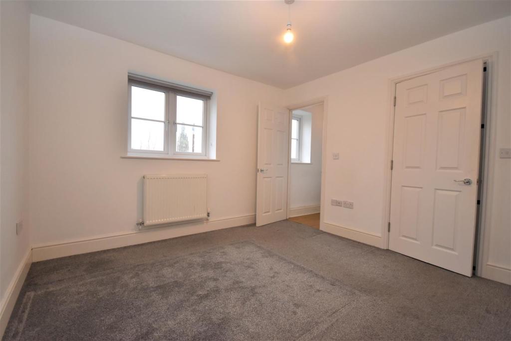 Bedroom 1.JPG