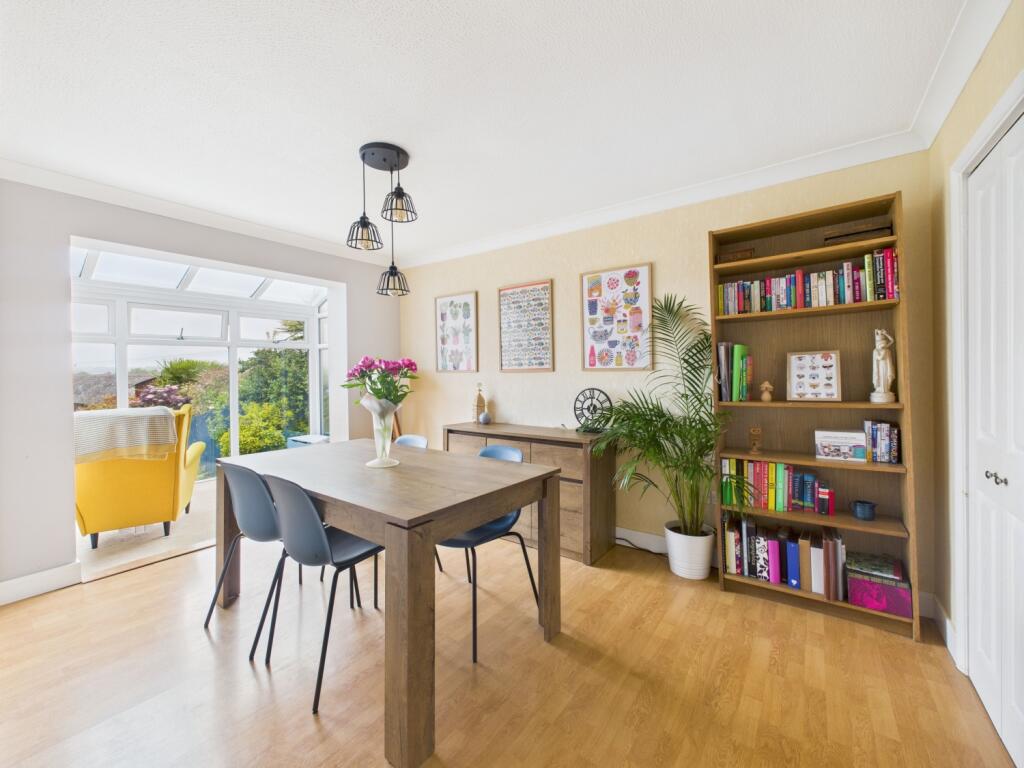 CAM04922G0-PR0032-STILL011