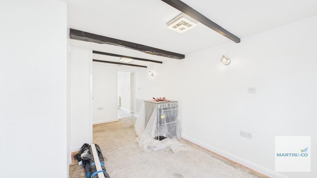 CAM03663G0-PR0222...