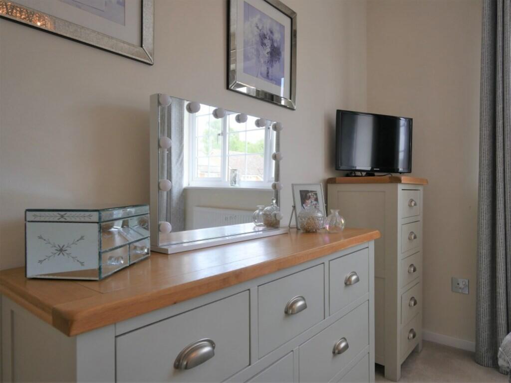 BEDROOM1 3