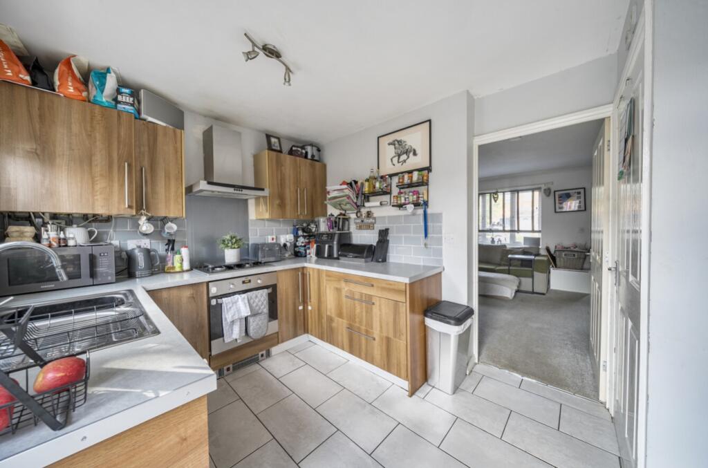 1372661-13-68fa21f9772cc