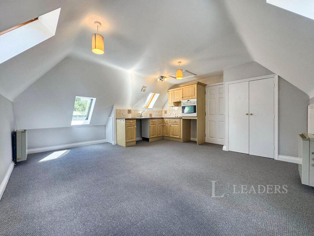 Kitchen/ living area