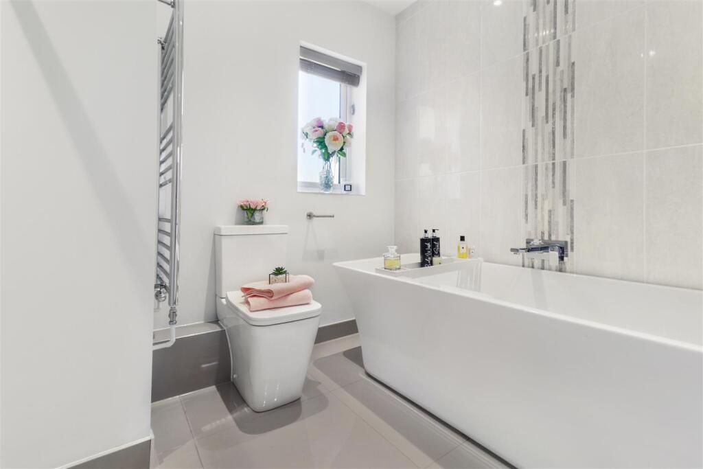 Main Bathroom