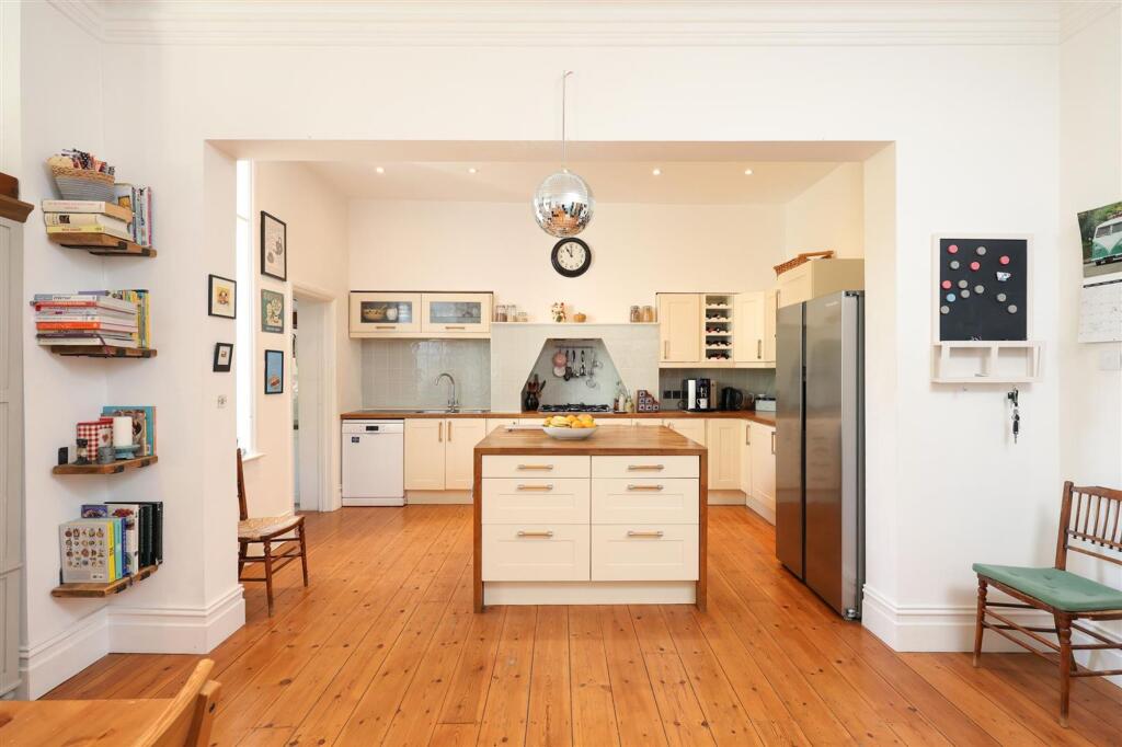 Julius Road, Bristol, BS7