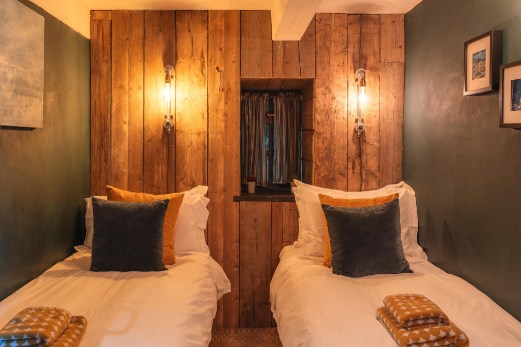 276660 - FelinBrithdir_Llandysul_HighRes-65.jpg