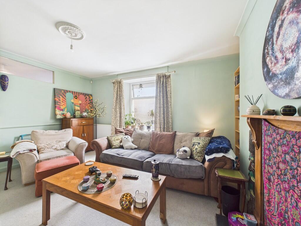 CAM02089G0-PR0527...