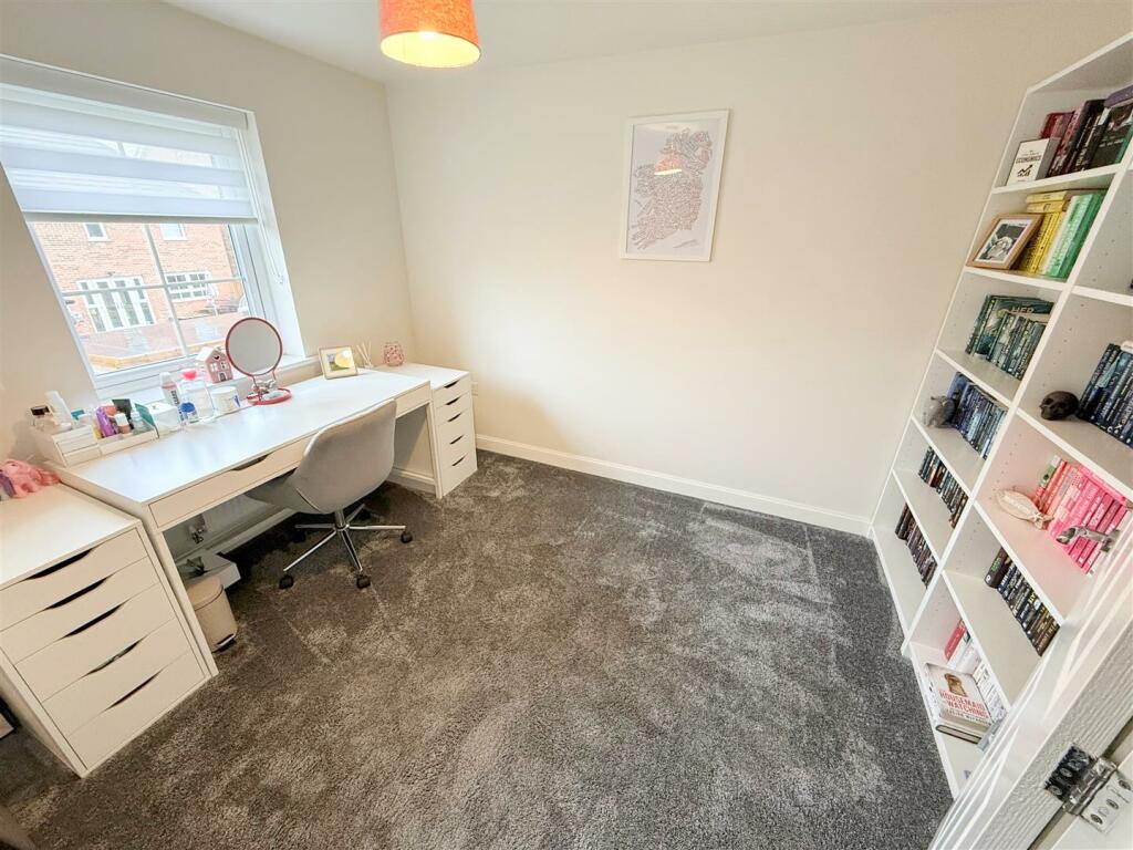 BEDROOM 3