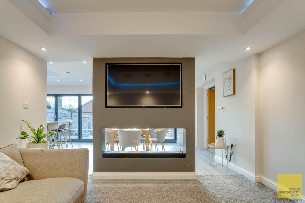 152 Battenhall Road-18