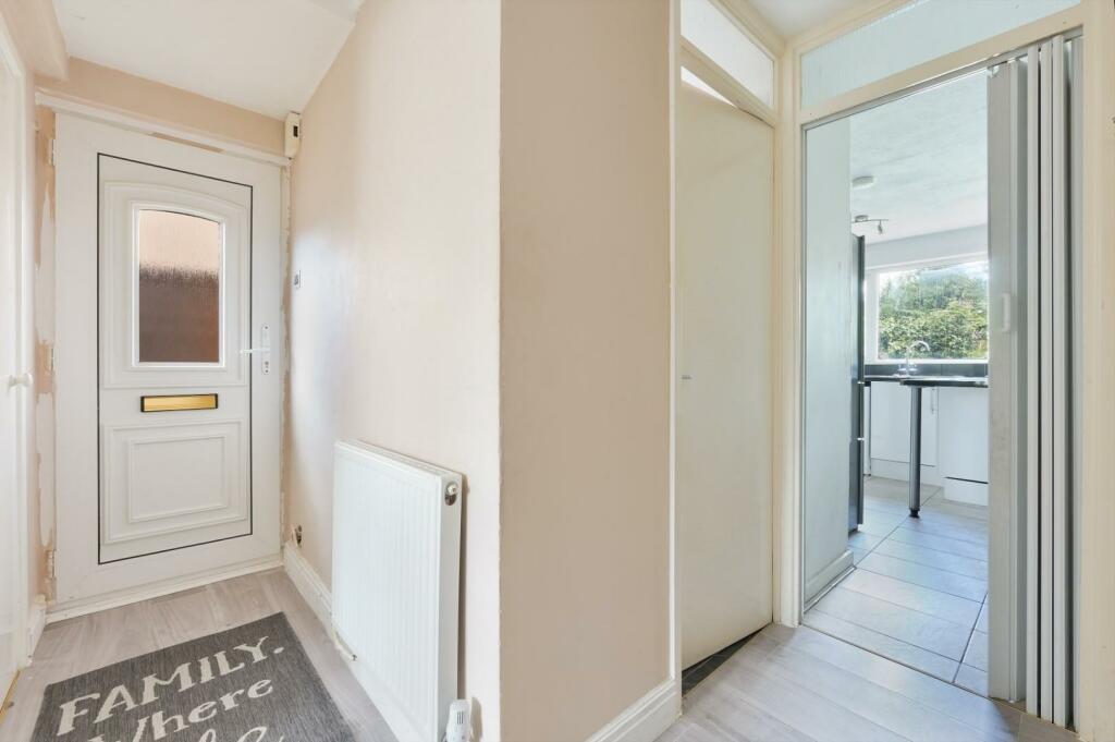 CYCLAMEN WAY   (15).jpg