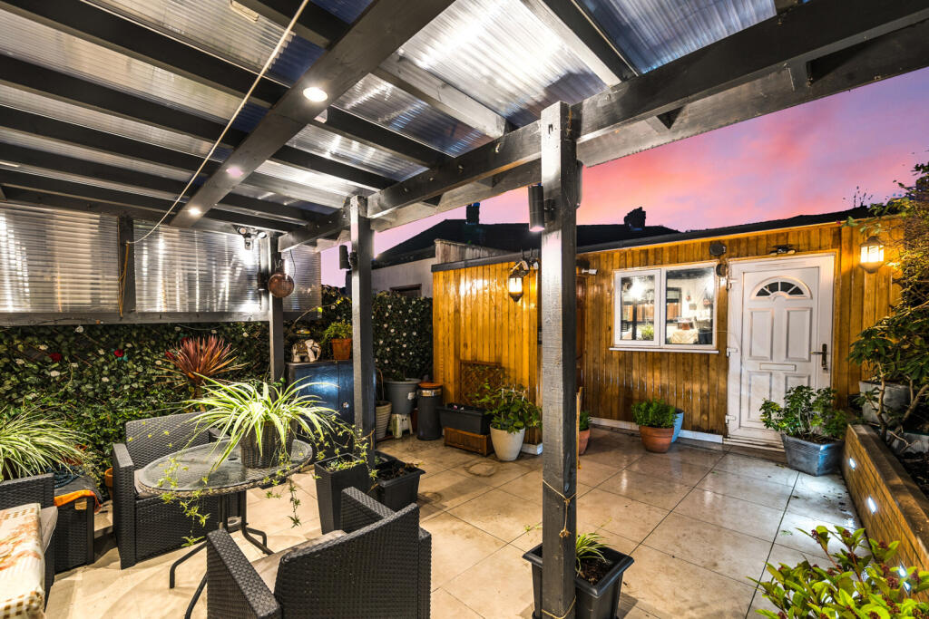 1393116-2-693c447...