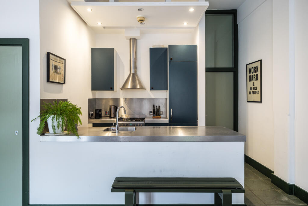 SUNLIGHT-SQUARE-1 (7).jpg