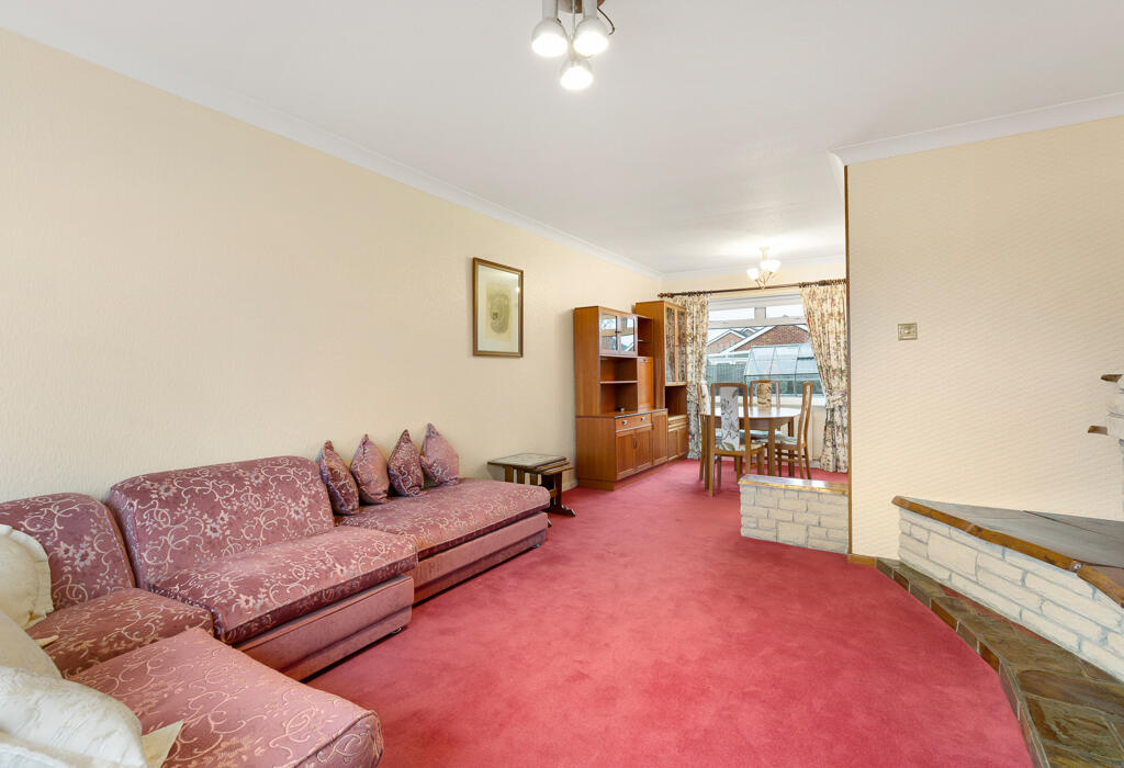 Living/dining room 