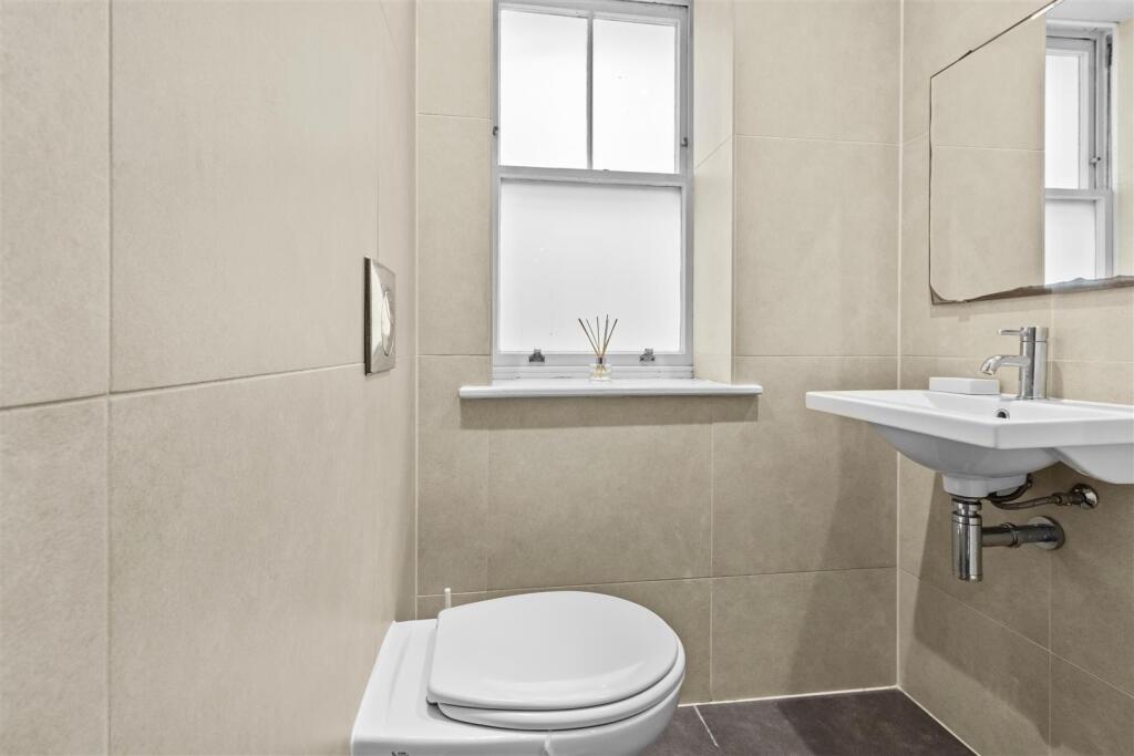 shower room #3.jpg