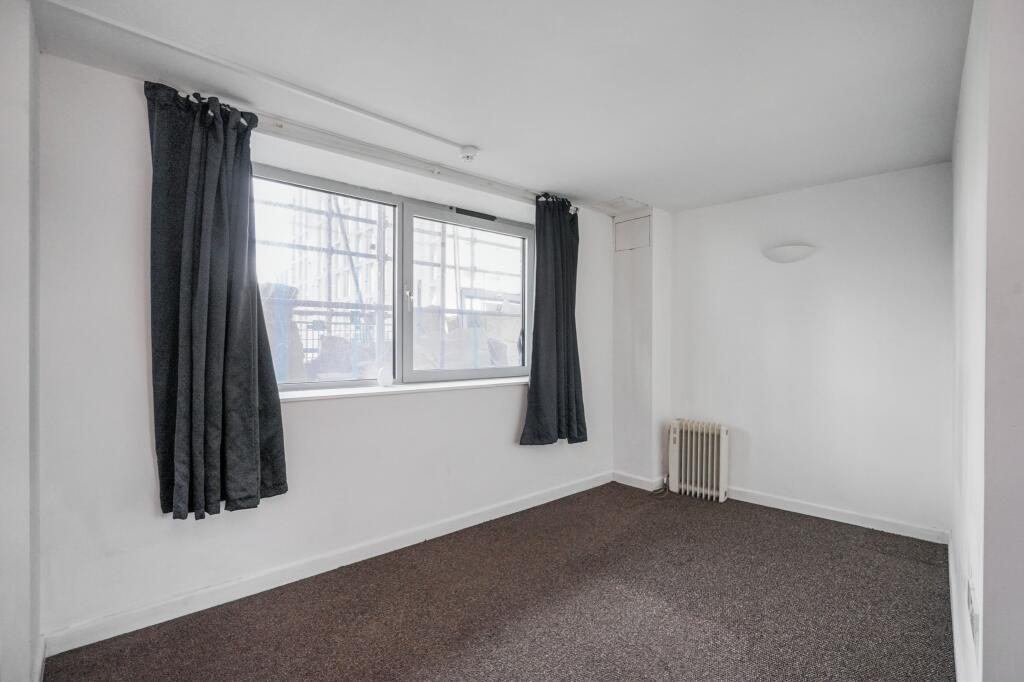 20251027043324 DSC07311 MBFga T202510270832.jpg