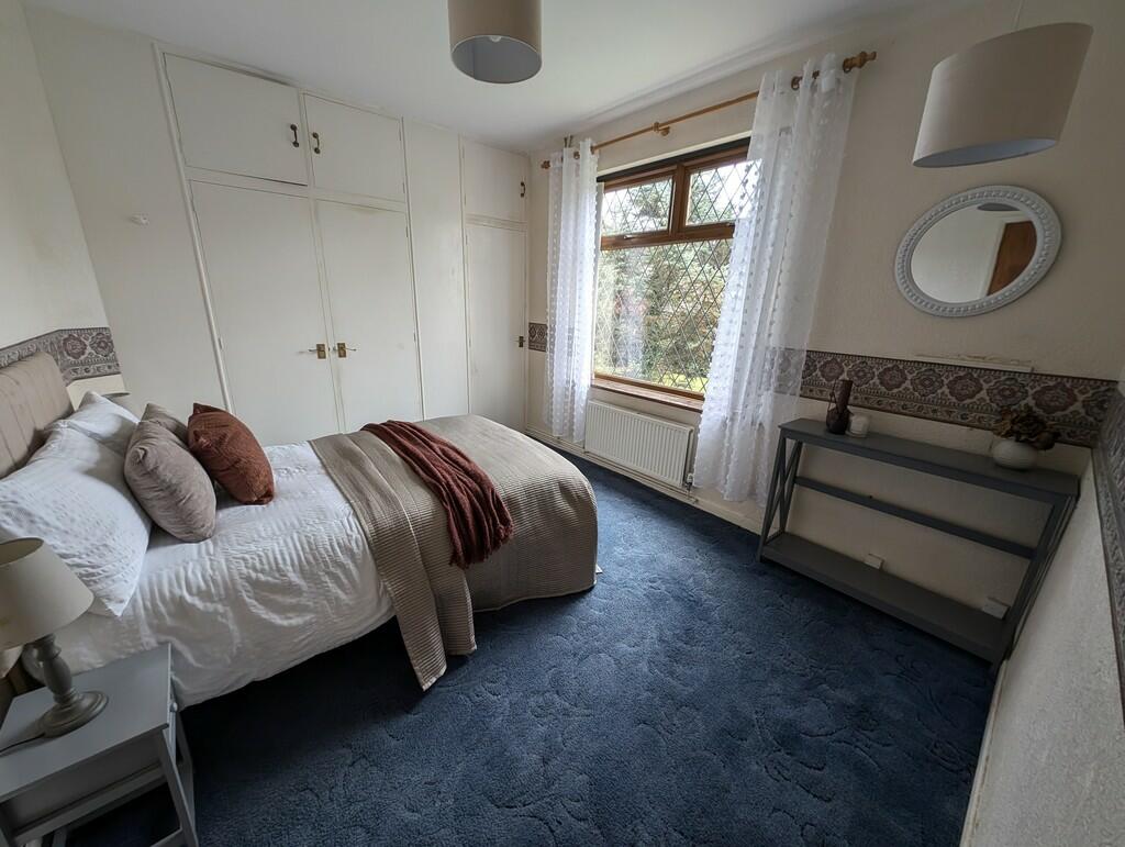 PXL_20241105_0940...