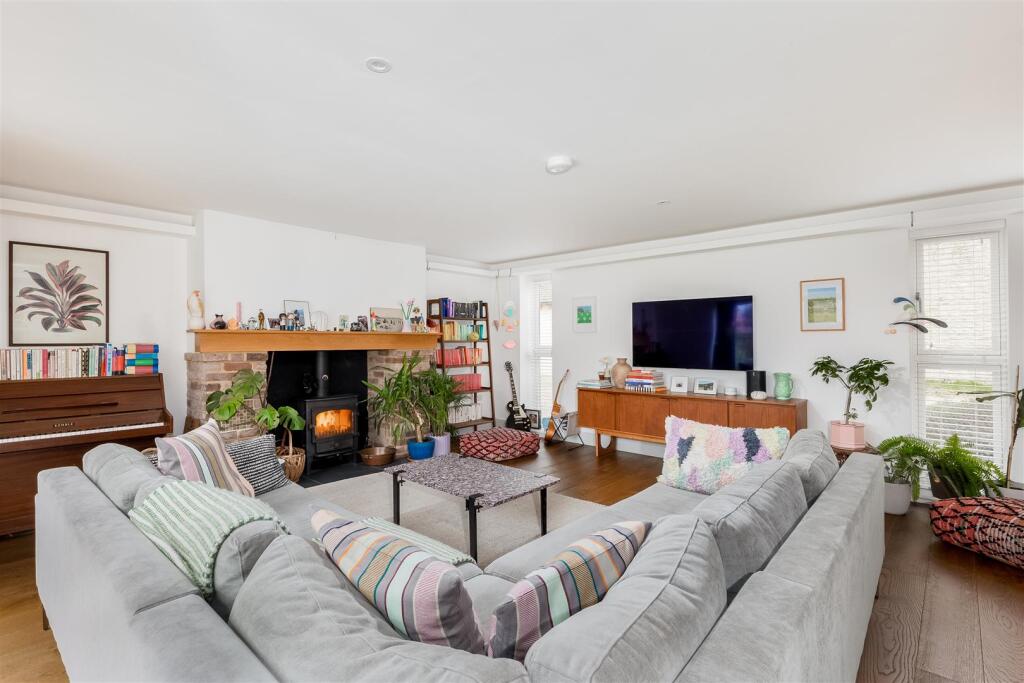 Malthouse Barn - 1923-1-12.jpg