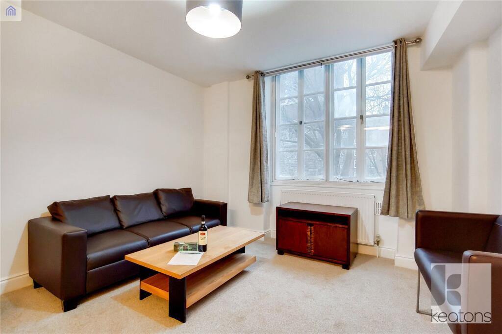 Living Area View 3.