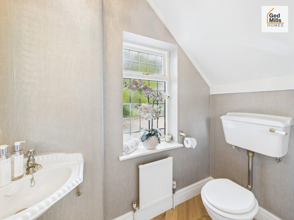 CAM04261G0-PR0080...