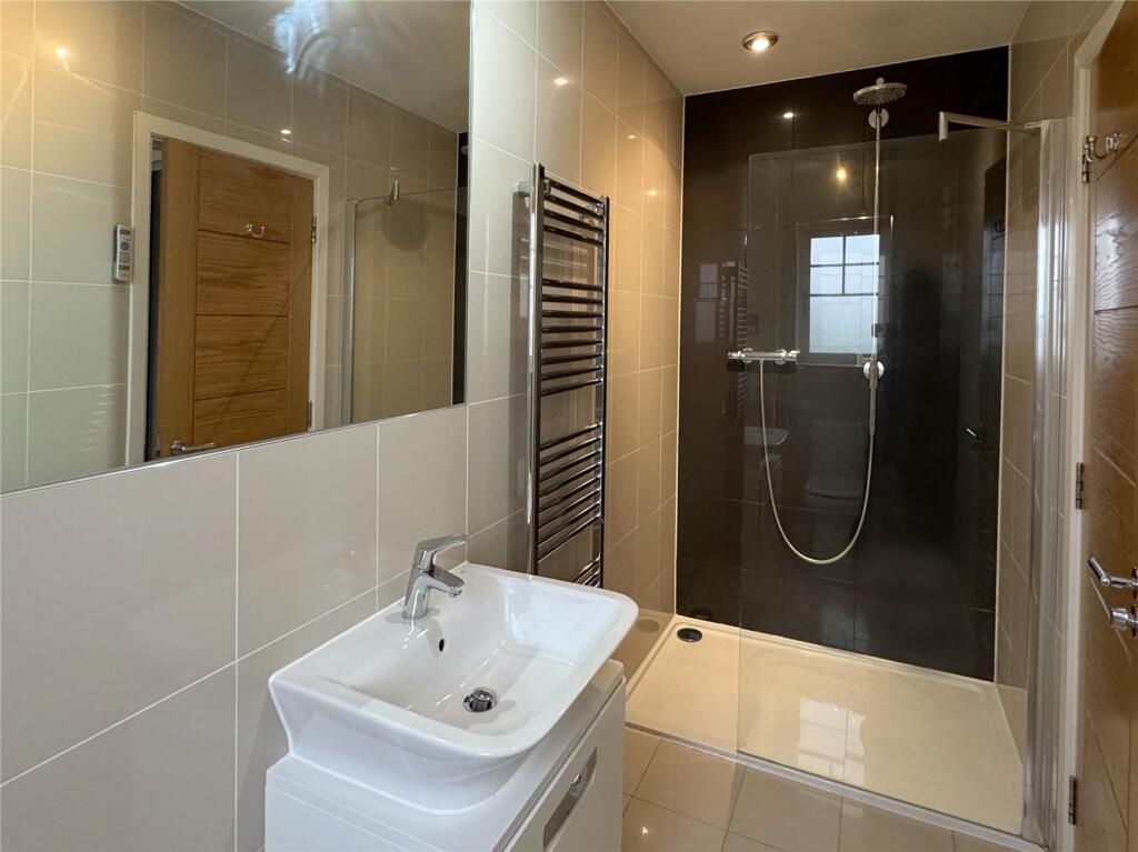 Ensuite Shower