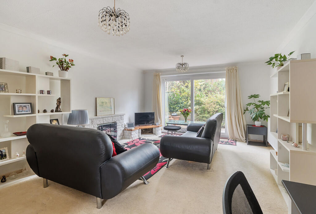 1332257-5-688a036...