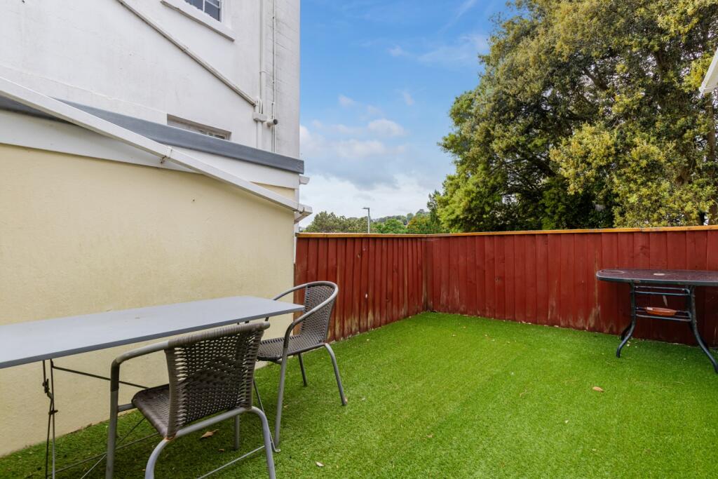 A04 - Lower Erith Road, The Cottage, Torquay - 250