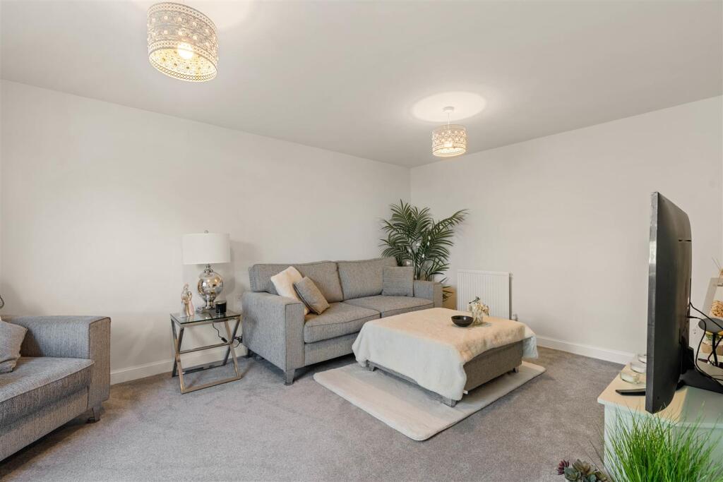 63 Horton Drive (13 of 43).jpg