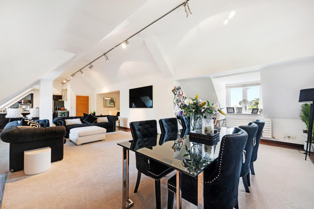 Kitchen/Living/Diner