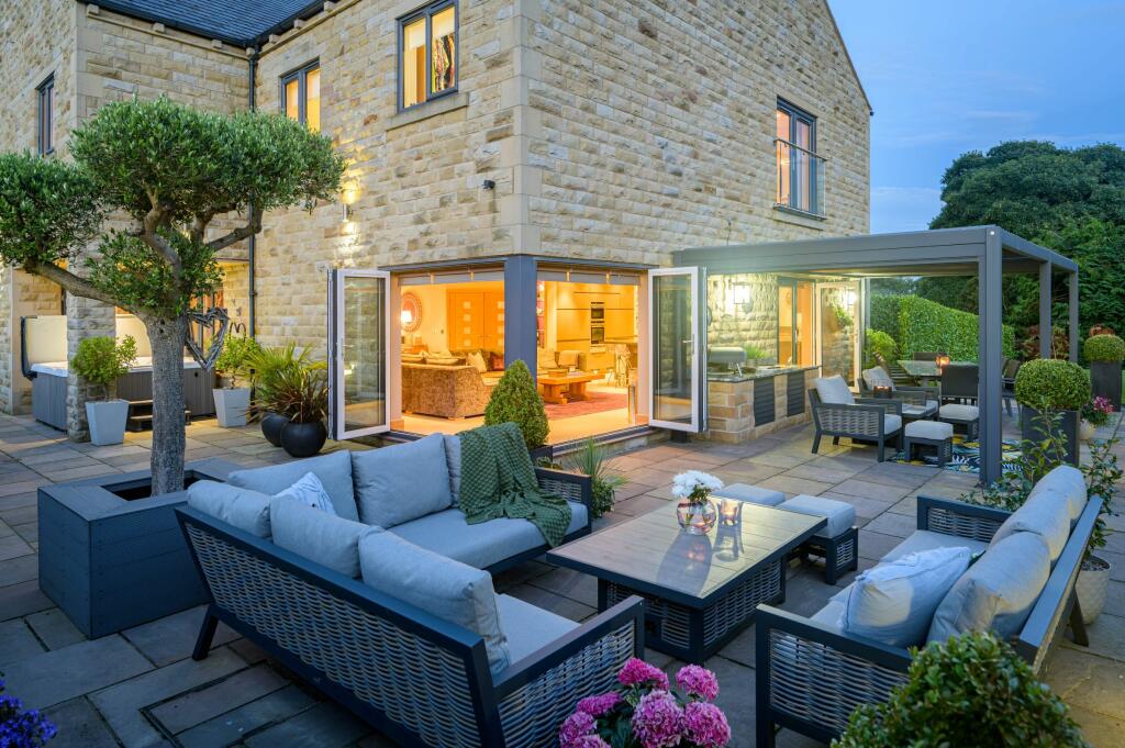 Twilight of patio area 