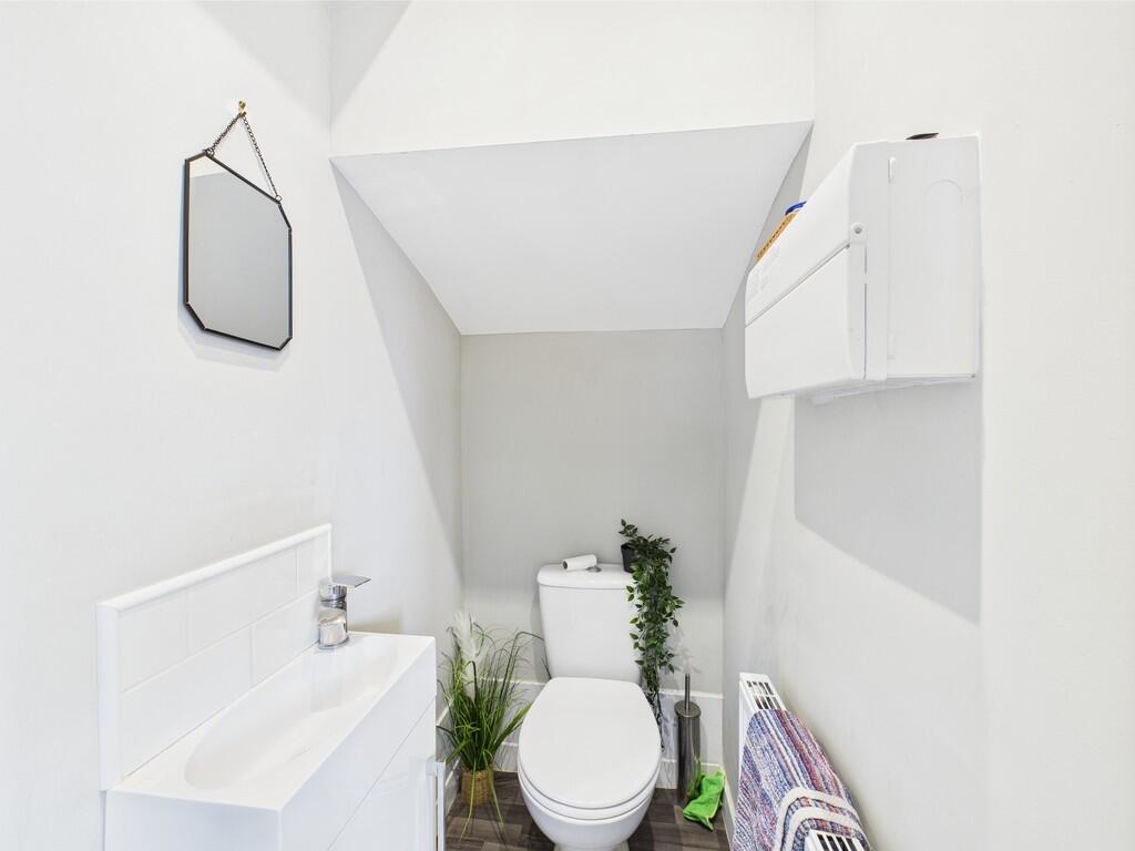 CAM01835G0-PR0205...