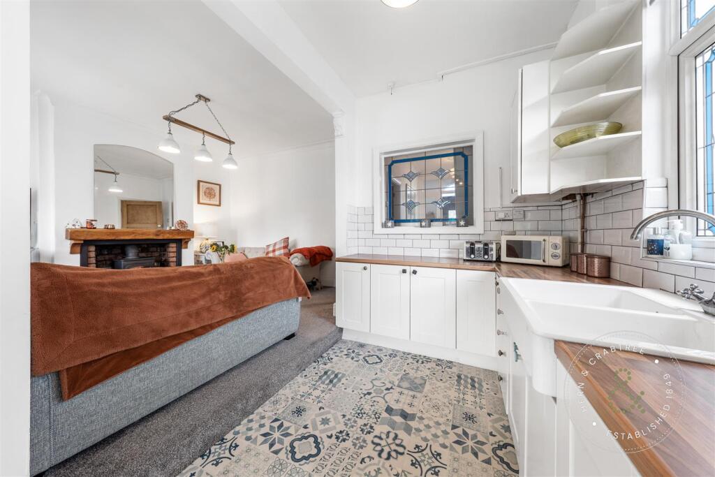 Heathwood Road (10).jpg