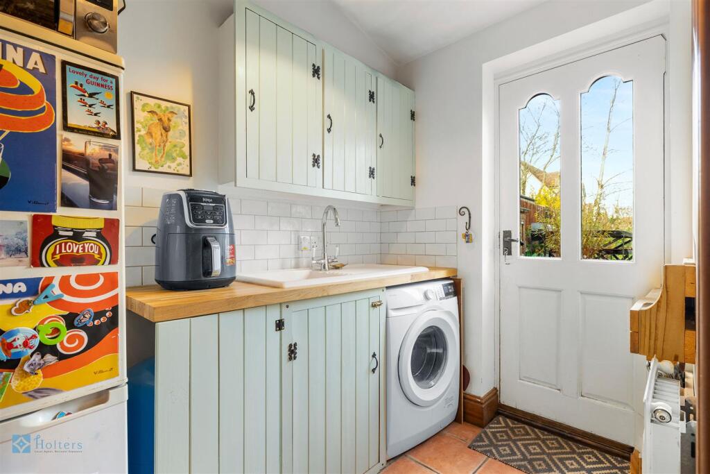 0975VartyCottage-21.jpg