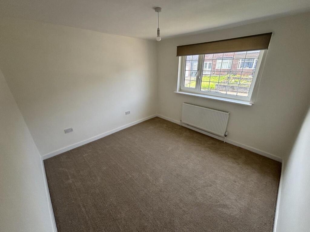 83 ashtree bedroom 7.jpeg