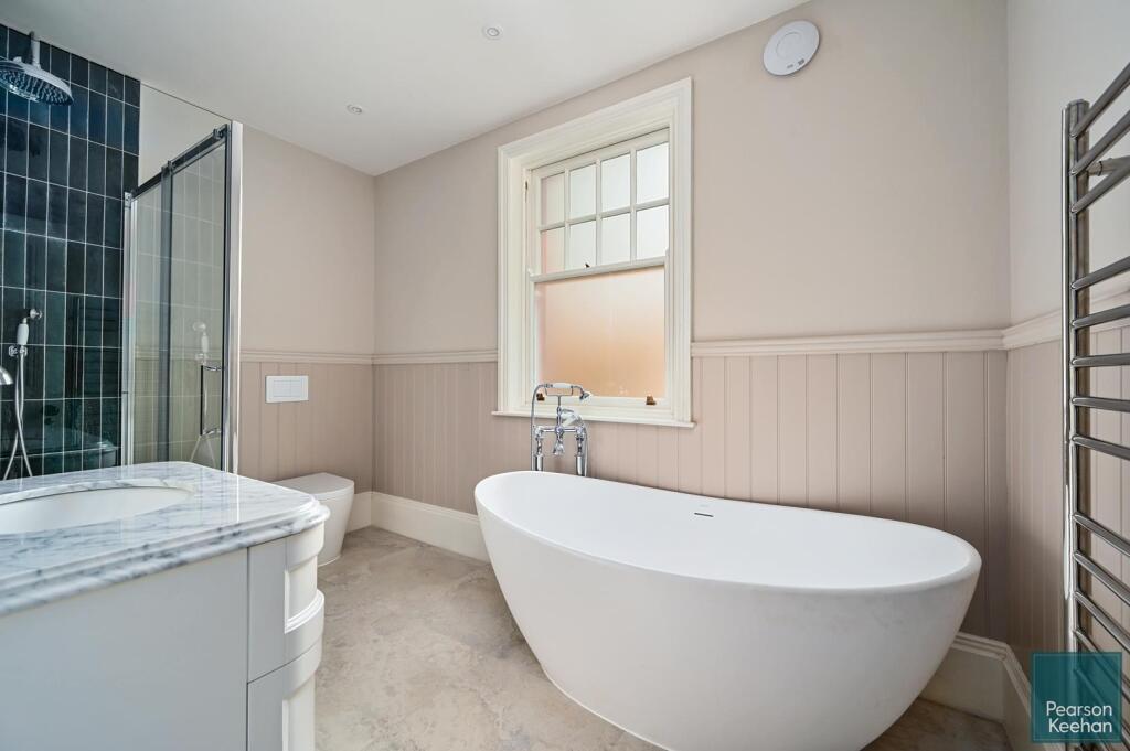 GFF 11 third Avenue, BN3 (19).jpg