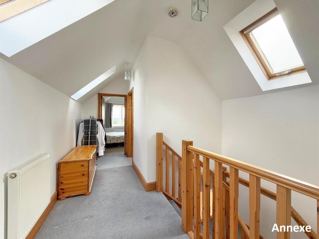 39c2abb8-7369-45c8-b5e9-2e5f25c2fbdf copy.jpg