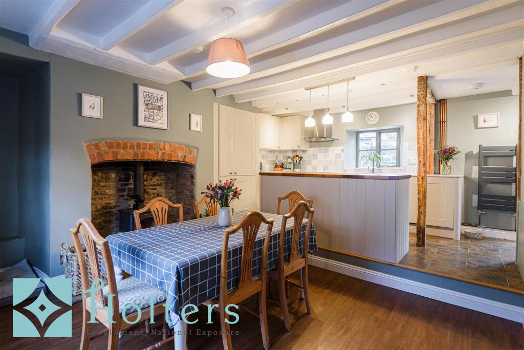 33 Watling Street, Leintwardine 5.jpg