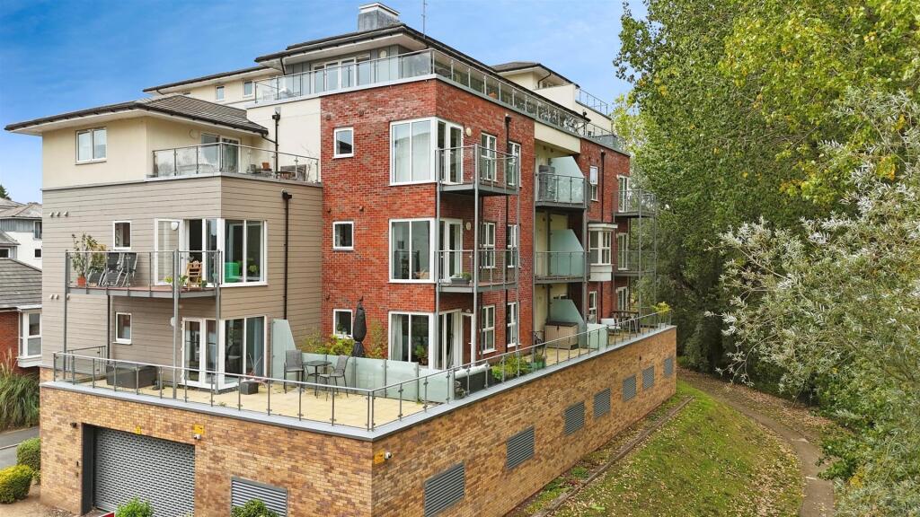 3226c443-D-469F-A19A-306C2008D151-4427-000002B71AE