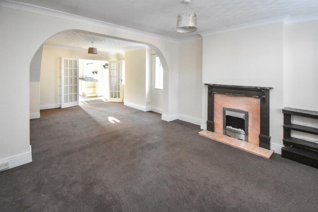 Living dining room