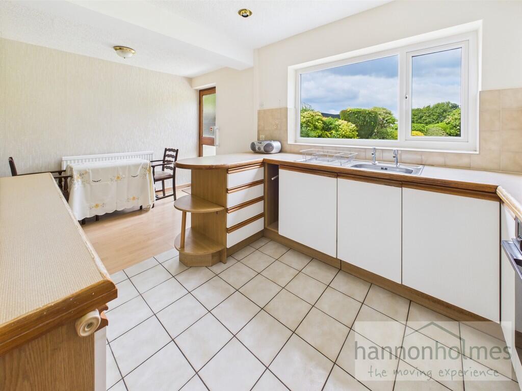 CAM05283G0-PR0056...