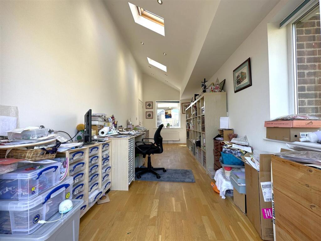 Multi-Functional Reception Room/ Bedroom 490