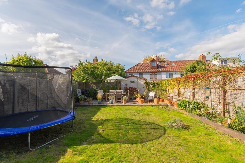 0B7RAN - External H.jpg