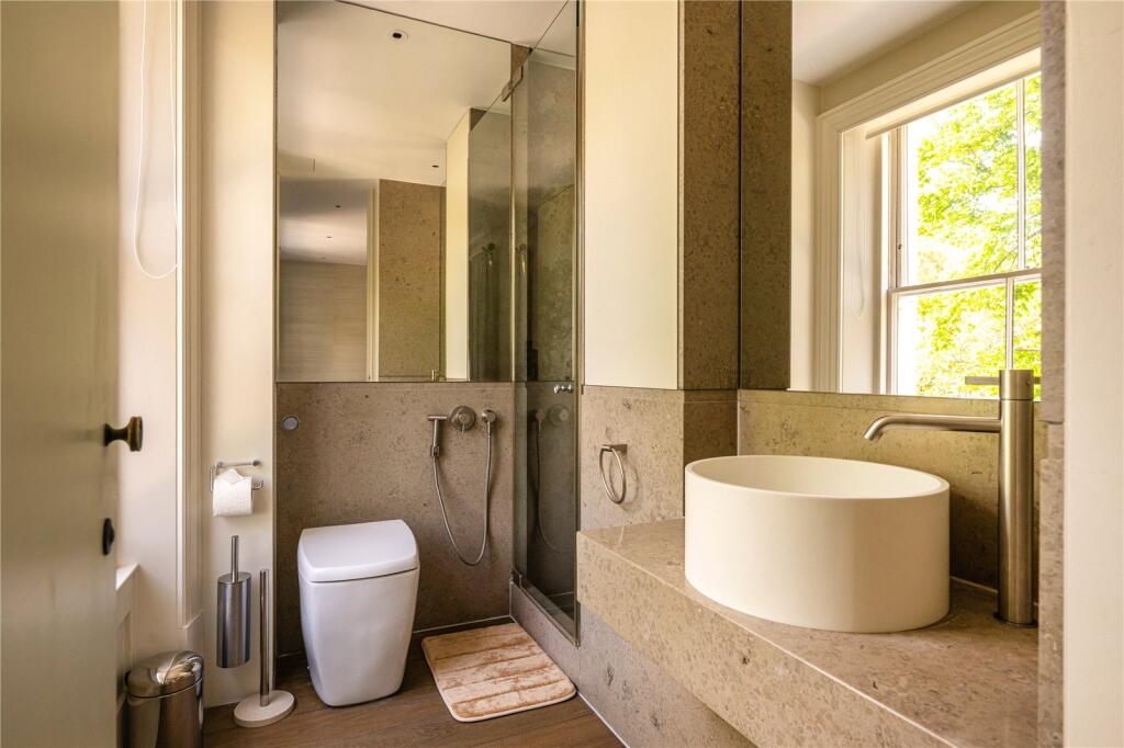 En Suite Shower Room